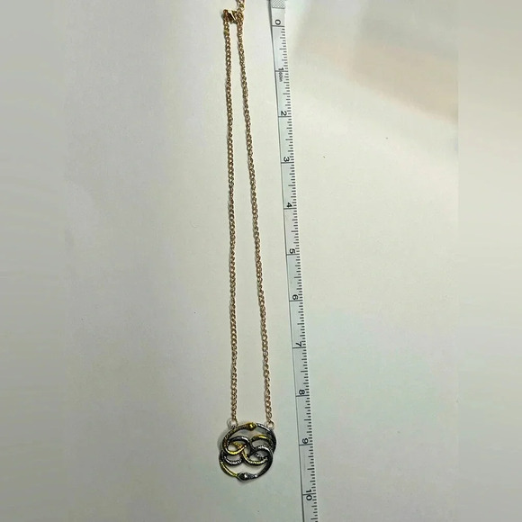 The Neverending  Story - Auryn Pendant 🐍 - Picture 4 of 7